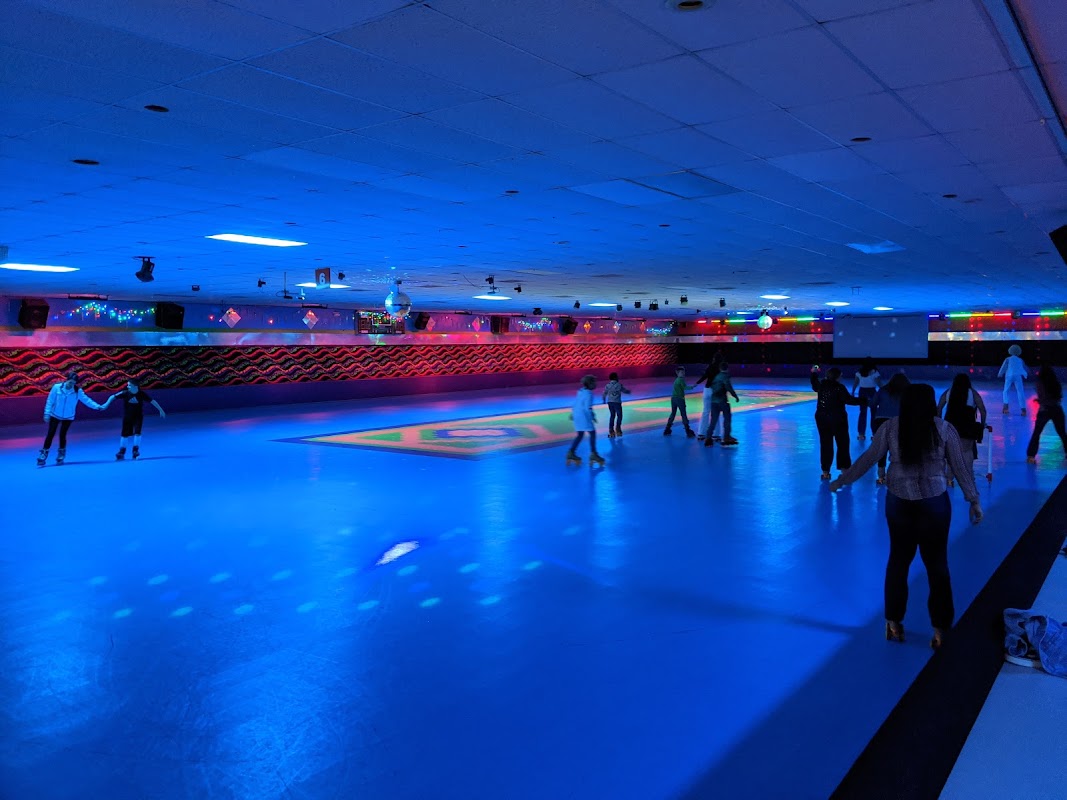 Bear Creek Roller Rink photo 2