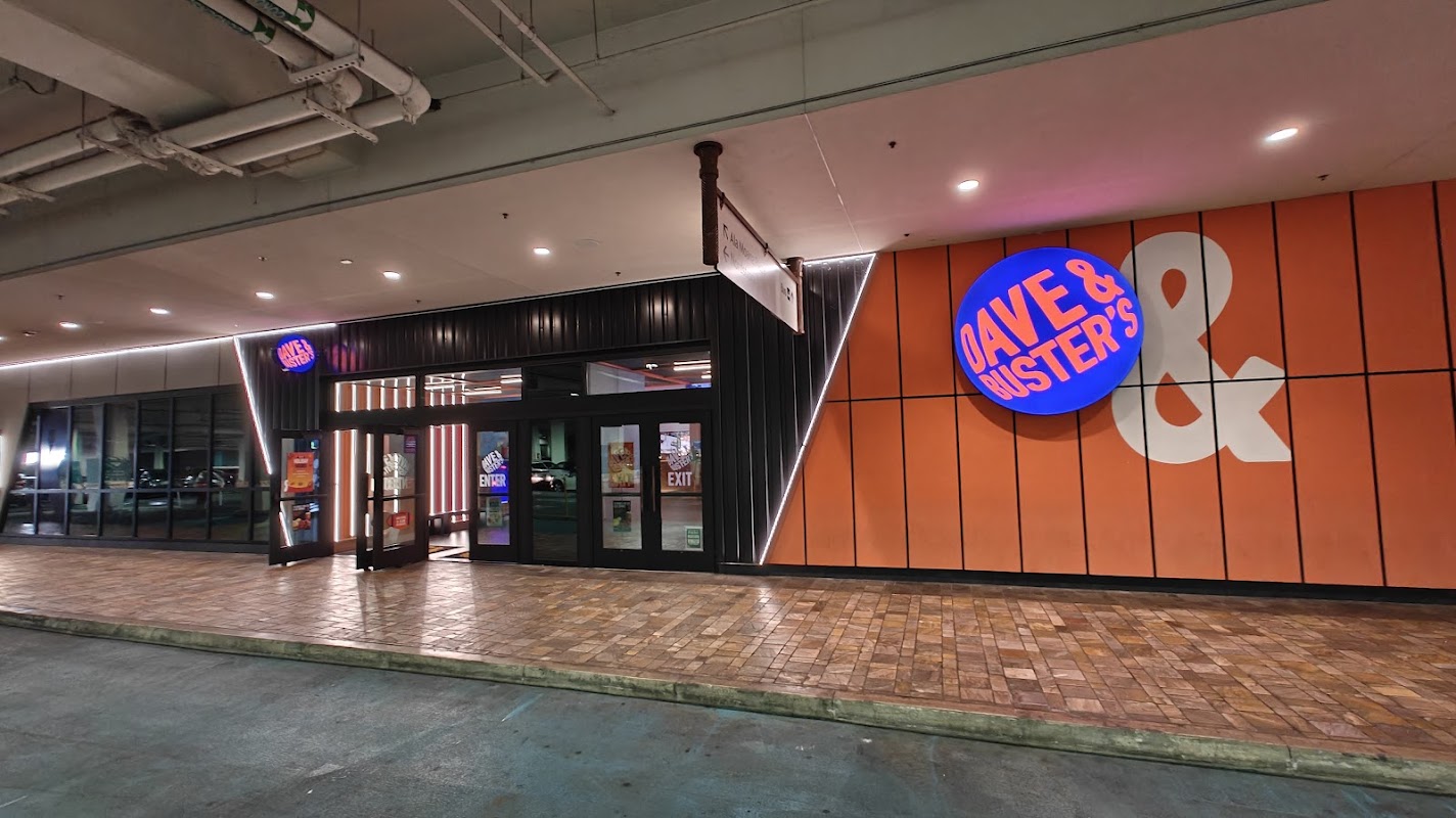 Dave & Buster's Honolulu (Ala Moana) photo 1