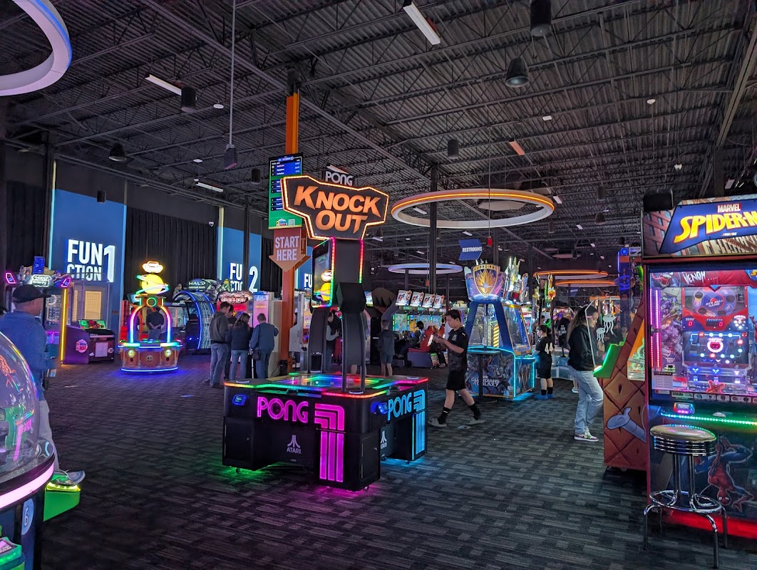 Dave & Buster's Woburn photo 4