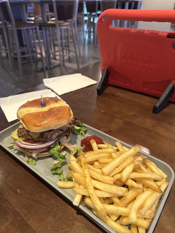 Main Event Warrenville photo 2