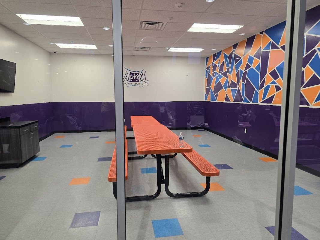 Altitude Round Rock photo 7