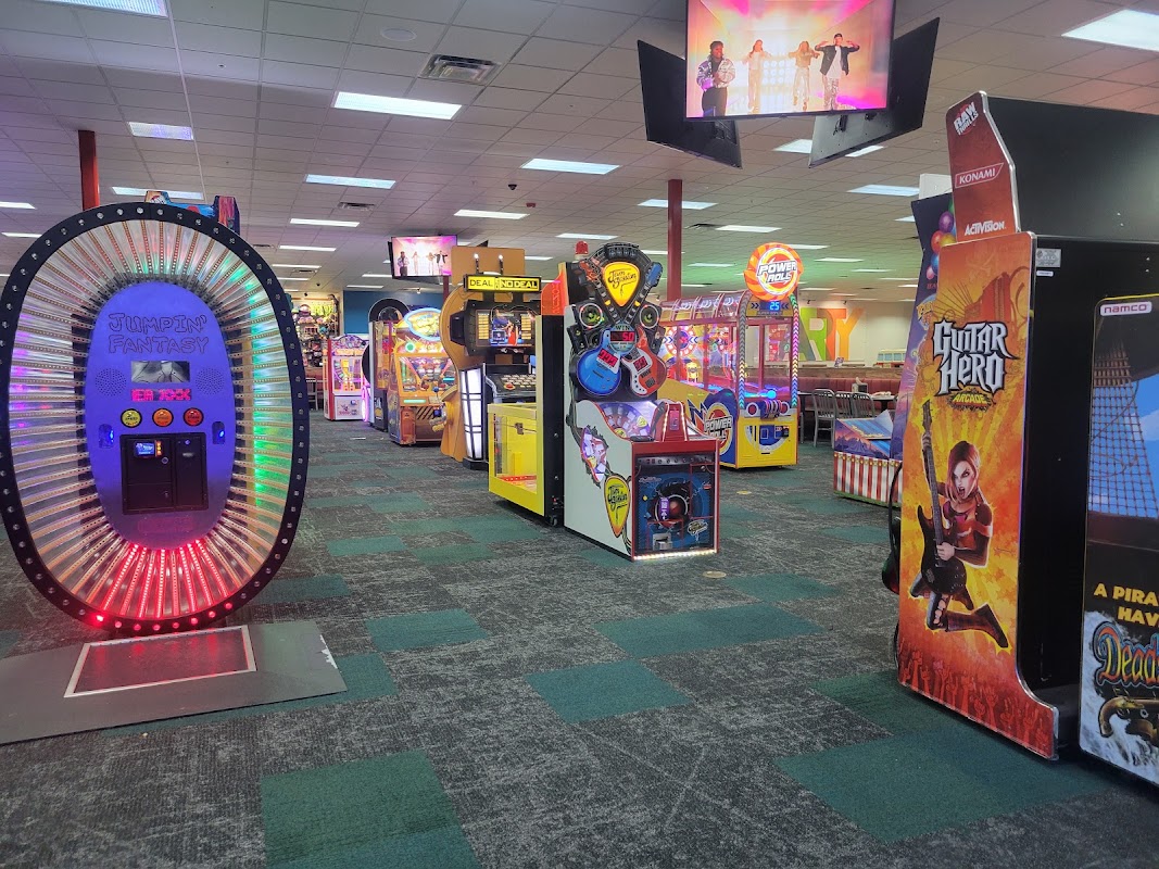 Chuck E. Cheese Pinole photo 3