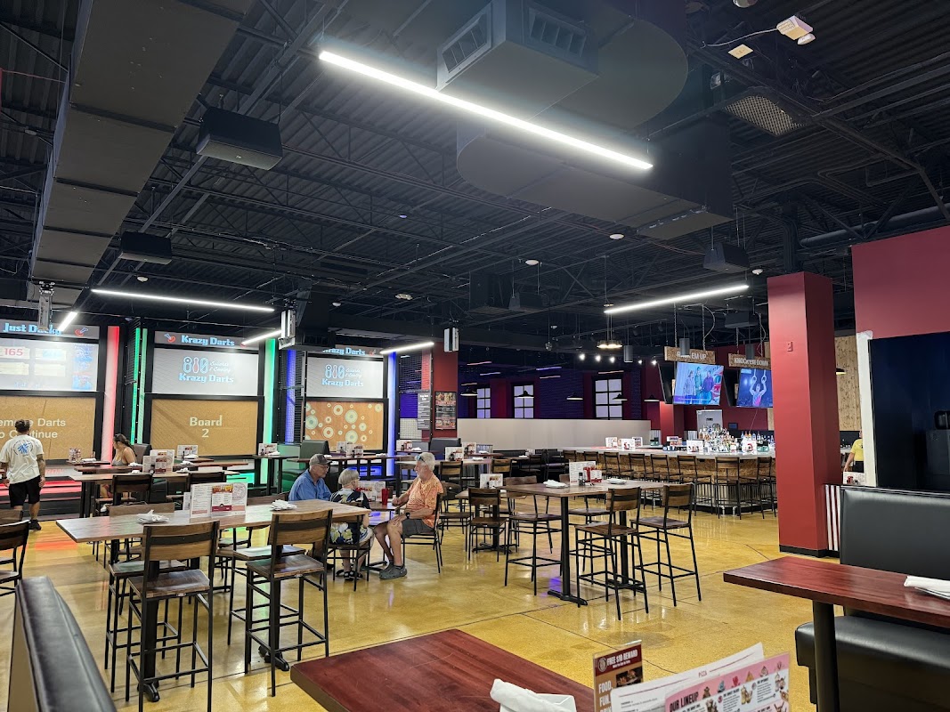 810 Billiards & Bowling photo 3