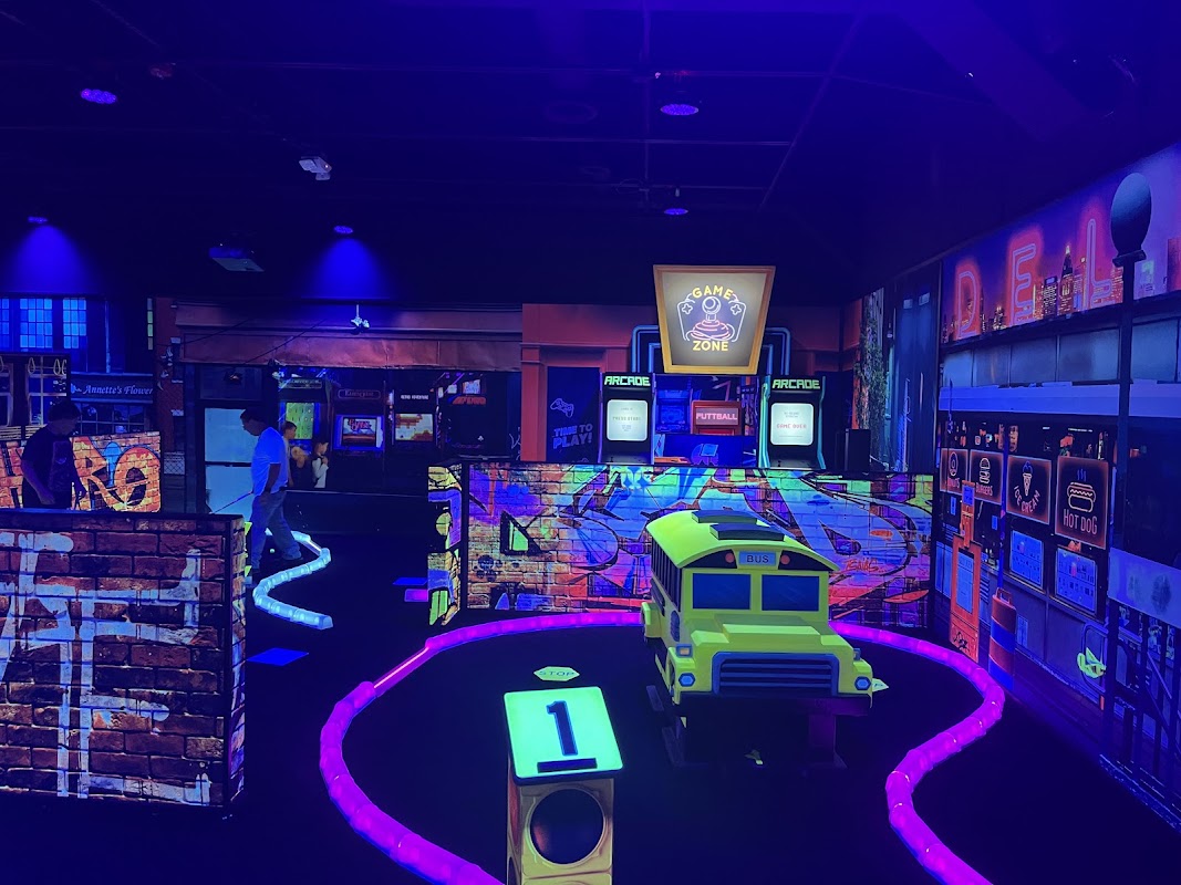 AR's Entertainment Hub Spring photo 6