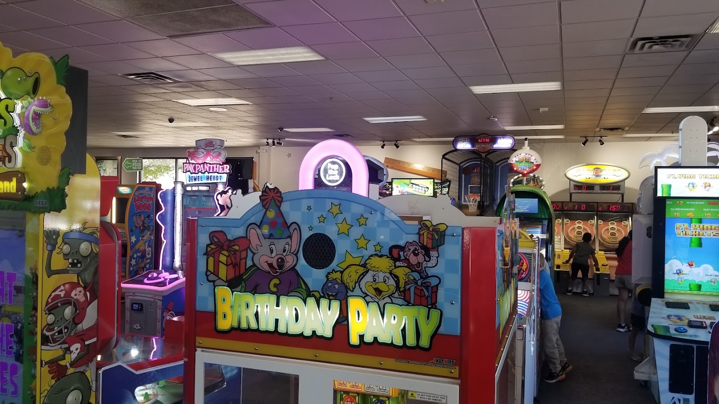Chuck E. Cheese Sherman photo 2