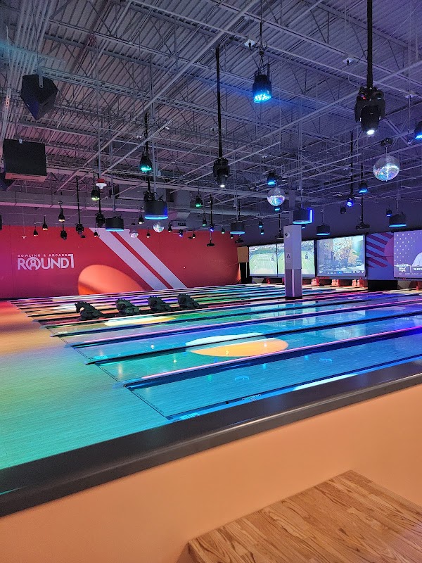 Round 1 Gurnee Mills photo 3