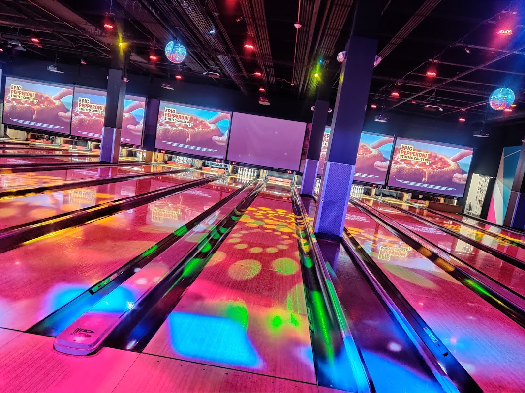 Round 1 North Riverside Park Mall photo 2