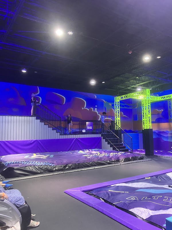 Altitude Spring Hill photo 4