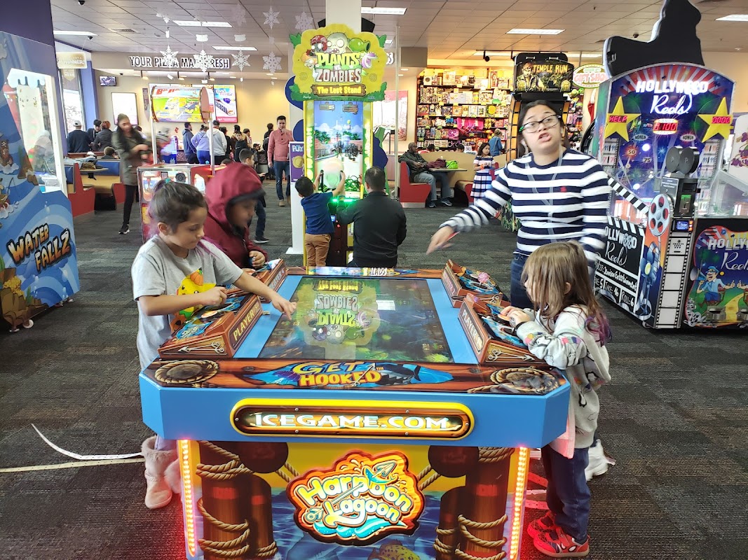 Chuck E. Cheese Takoma Park photo 3