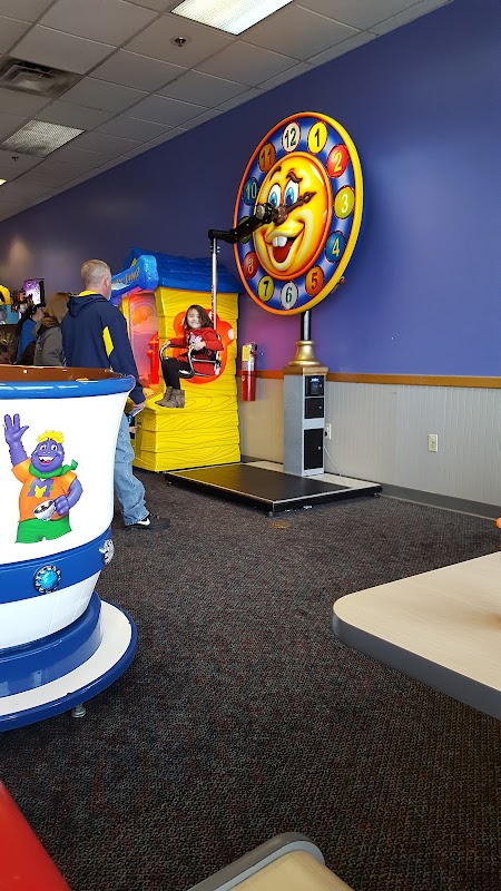Chuck E. Cheese Cincinnati photo 3