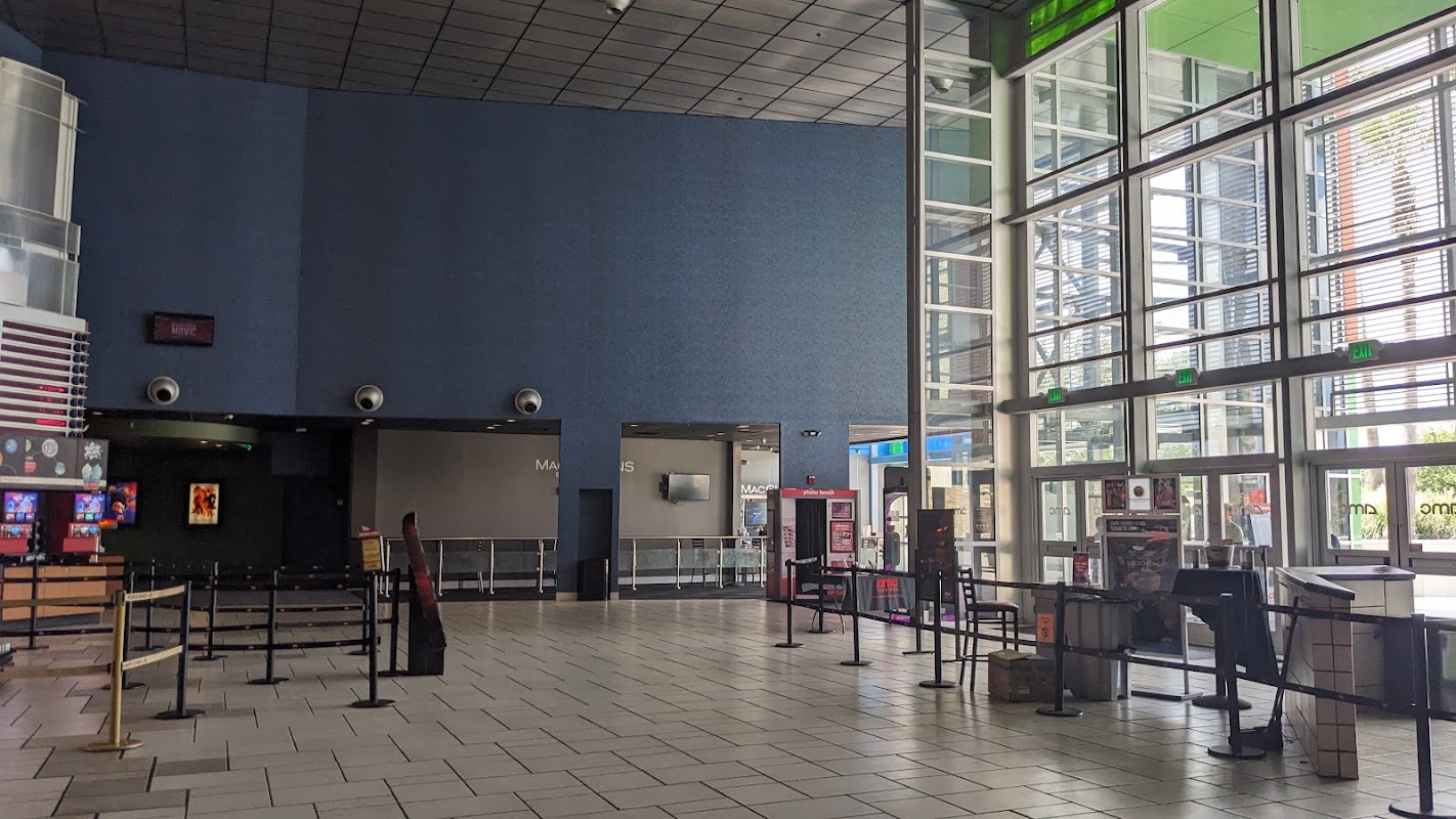 AMC Mall of Louisiana 15 photo 5