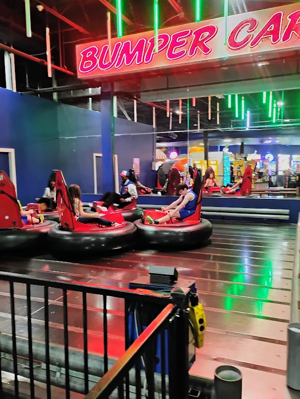 America's Incredible Pizza Company St. Louis photo 6