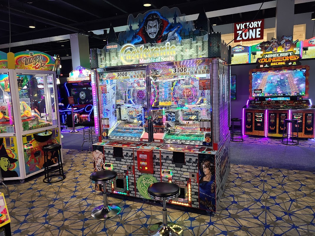 Round 1 Gateway Mall photo 1