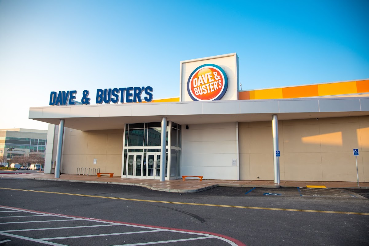 Dave & Buster's Fresno photo 1