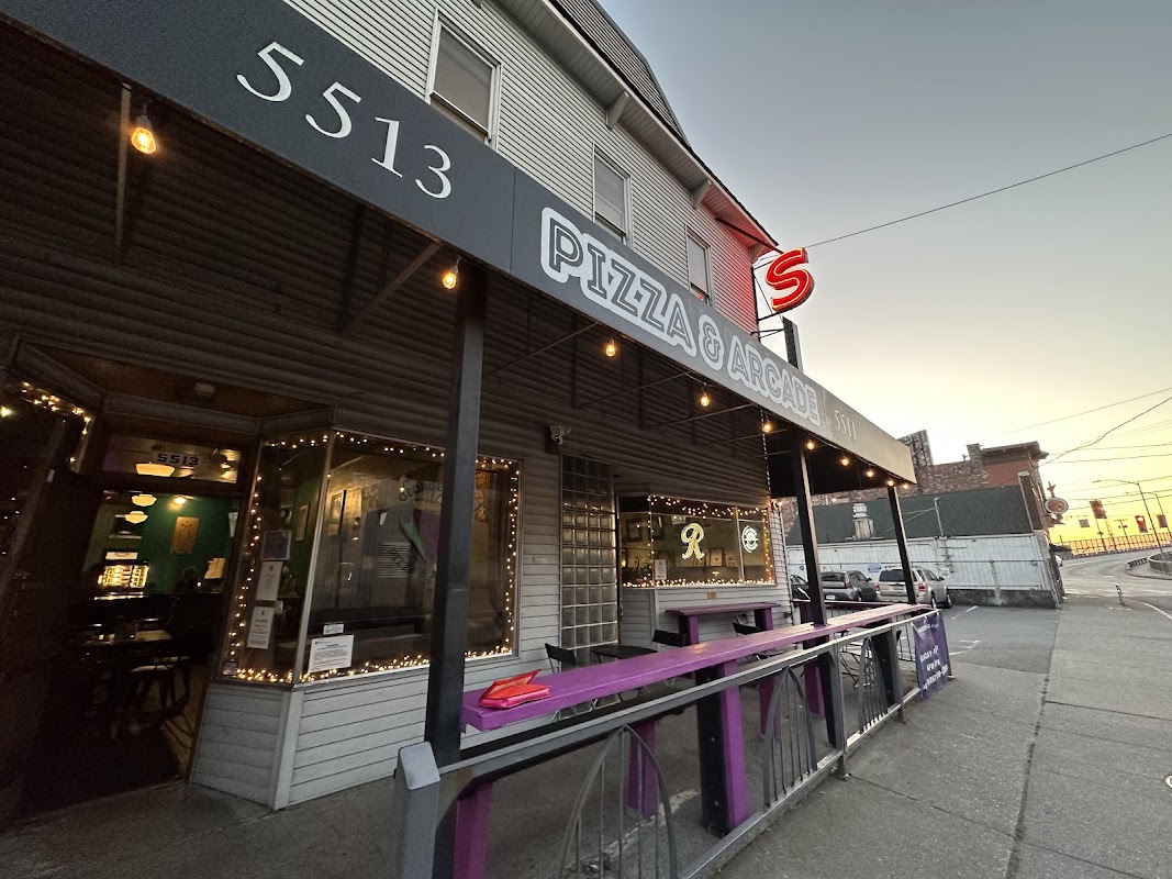 Georgetown Pizza & Arcade photo 1