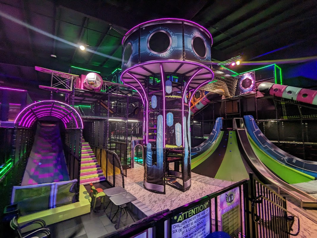 Airborne Extreme Gonzales photo 2