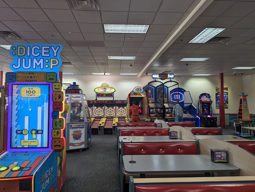 Chuck E. Cheese Mentor photo 2