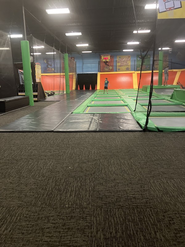 America's Incredible Pizza Company Tulsa photo 6