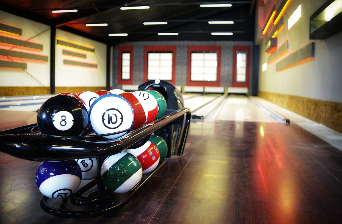 810 Billiards & Bowling photo 5