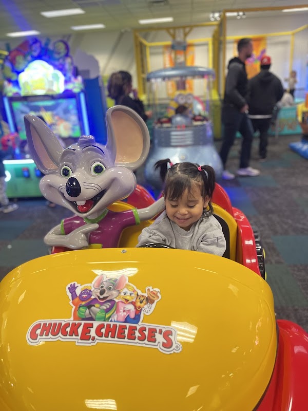 Chuck E. Cheese South Austin photo 3