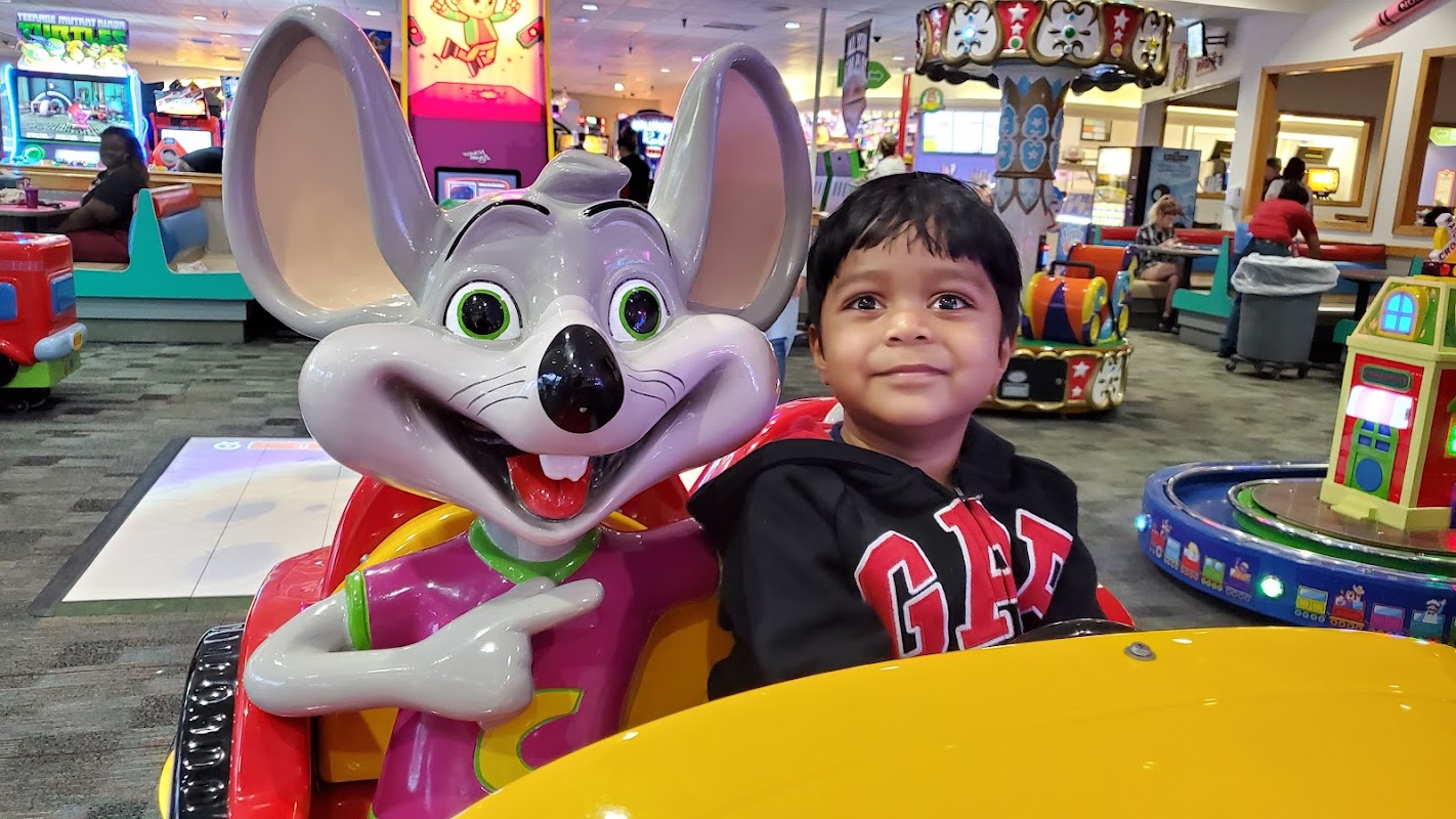 Chuck E. Cheese Tallahassee photo 2